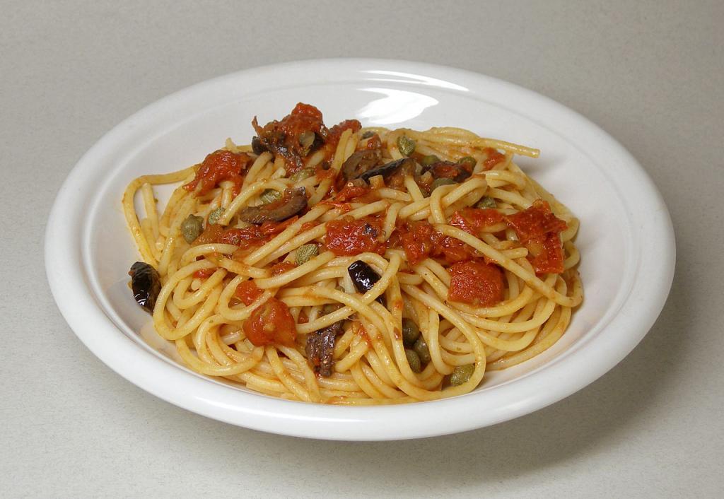 plato linguini con camarones