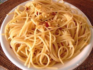 plato spaghetti al ajillo